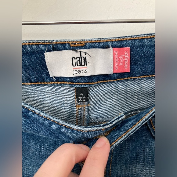 Cabi Cropped High Waist Straight Leg Raw Hem Jeans Size 4 - Picture 5 of 6